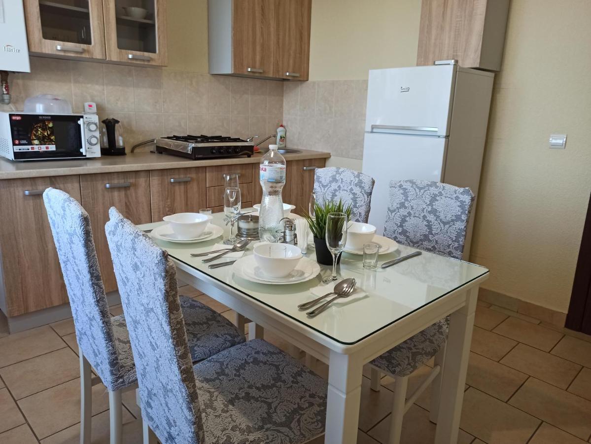Beautiful Mountain View Apartment Мукачеве Екстериор снимка